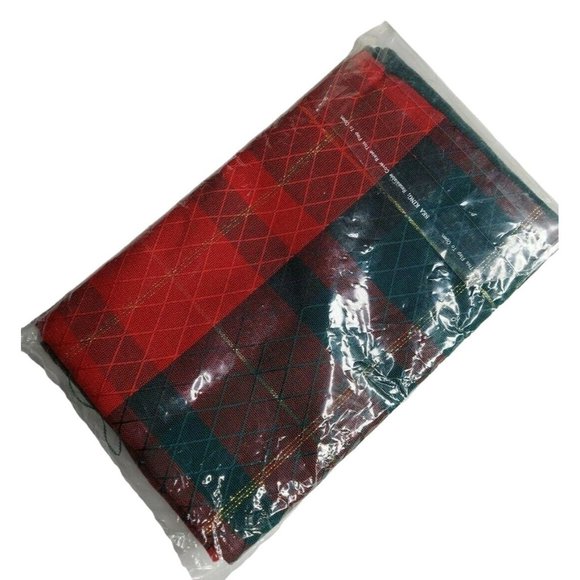 Tobin 4 Pack Dinner Napkins Red Green Plaid Christmas Holiday Opulence Sealed - Picture 6 of 6